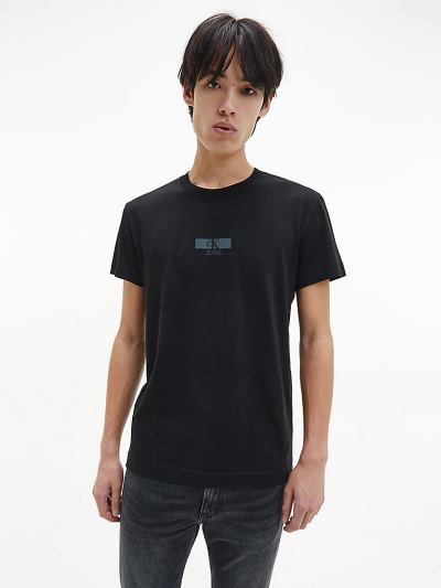 Calvin Klein Ruhák HU334581 | Calvin Klein Organic Cotton Iridescent Logo Férfi Póló Fekete